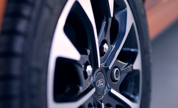 ford-tyre-alignment-wheel-img