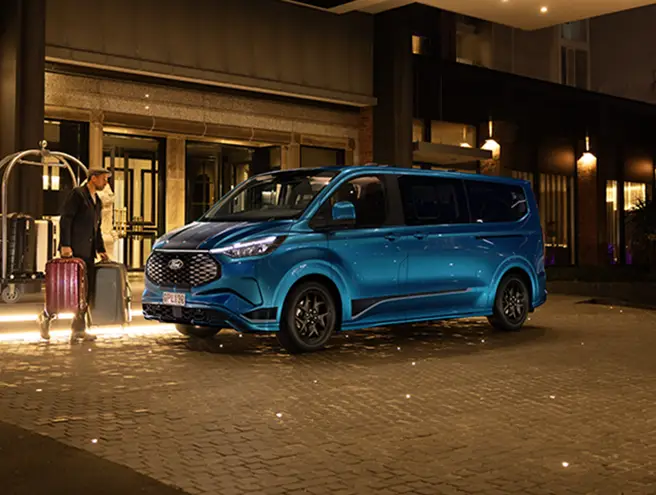 Transit Tourneo Sport Bus