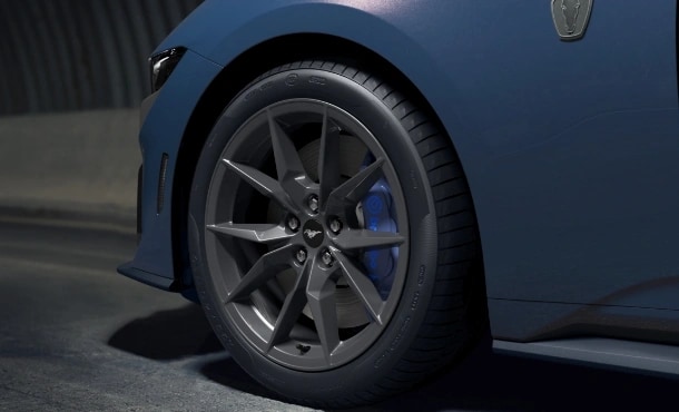 Ford Mustang Dark Horse Wheel and Alloys