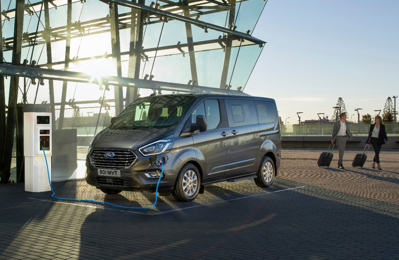 New MY2020.5 Transit Custom and Tourneo Plug-In Hybrids deliver zero emission driving with no range anxiety