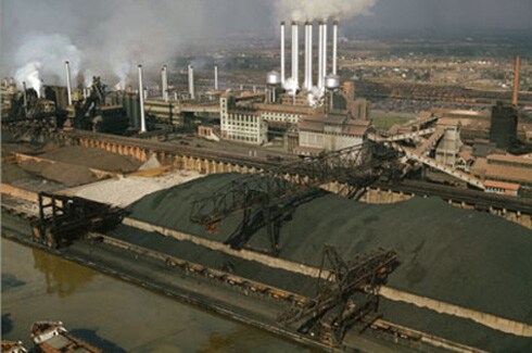Ford begins construction of the River Rouge Complex.