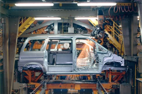 Ford introduces the modular assembly line at its St. Louis assembly plant.