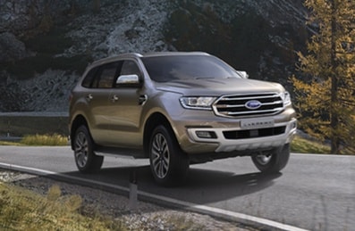 Everest Titanium Driving